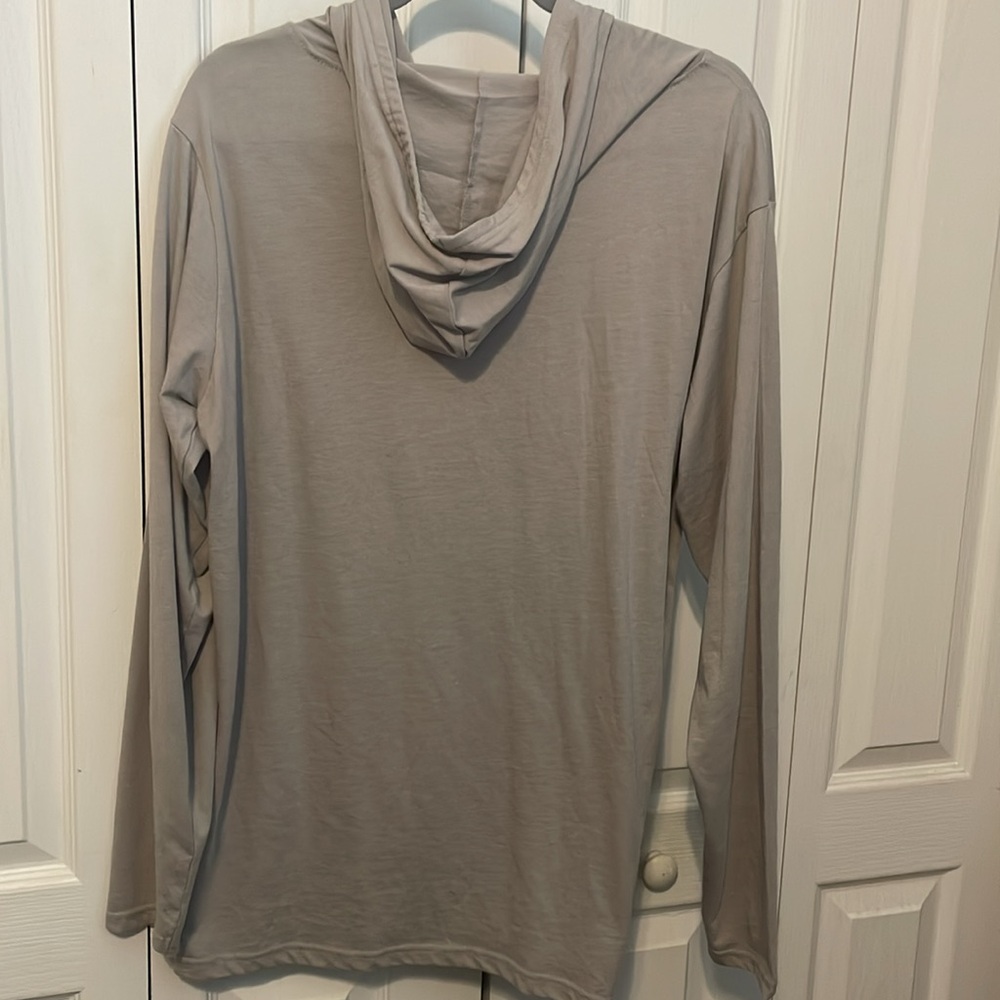 Real Essentials Lightweight Hoodie Men’s large - Picture 2 of 3